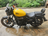 Yellow Royal Enfield Meteor 350