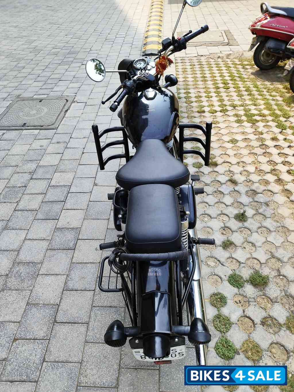 Royal Enfield Classic 350 Royal Enfield Classic 350