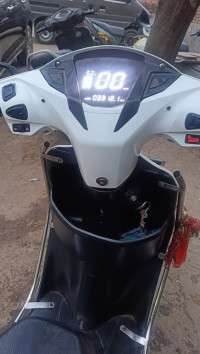 Hero Electric Optima E5