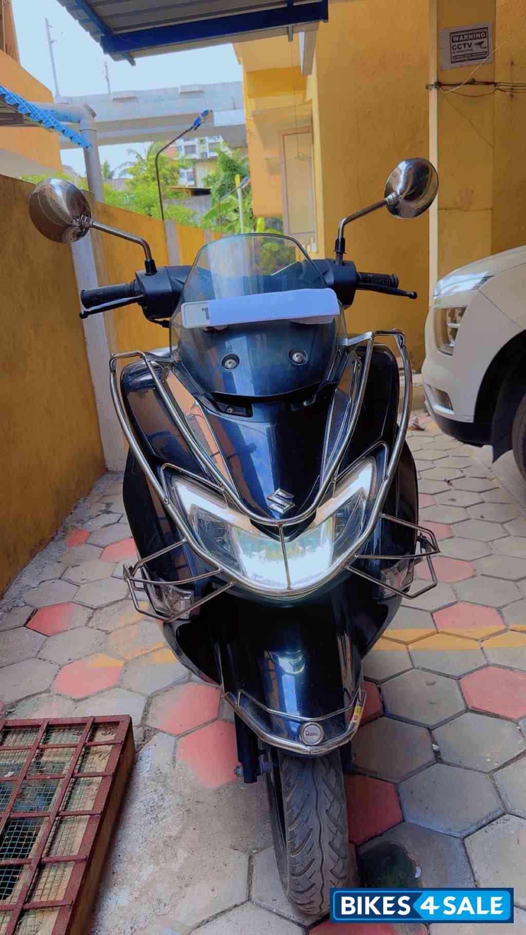 Suzuki Burgman Street BS6