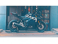 Yamaha R15 V4
