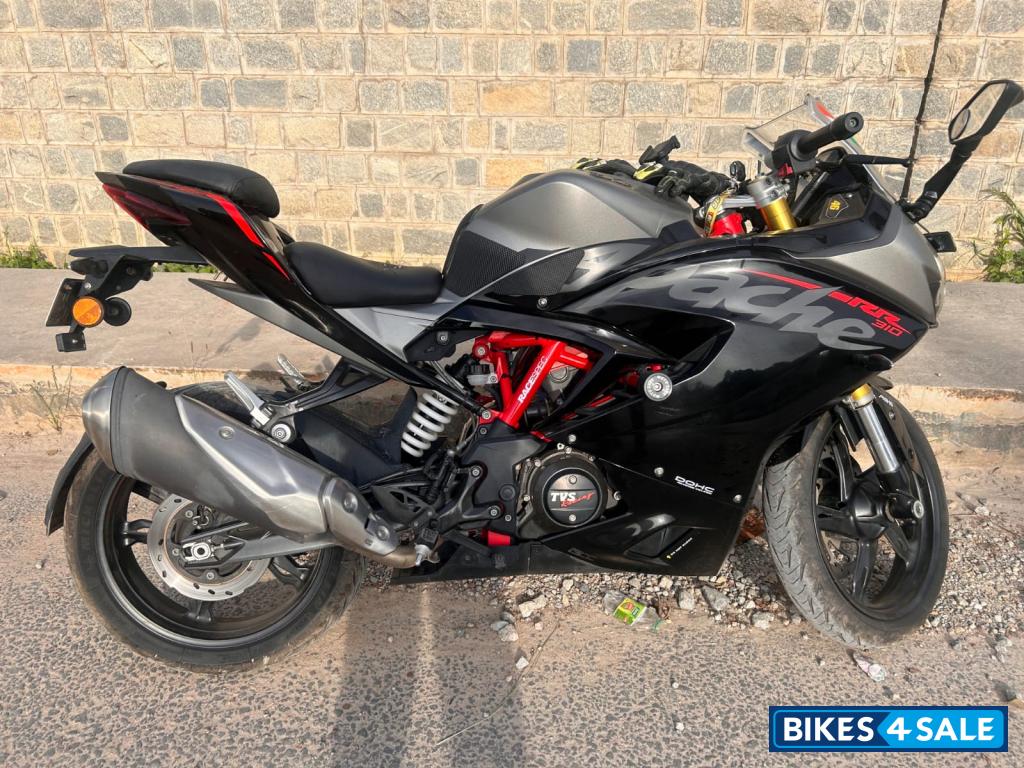 TVS Apache RR 310 TVS Apache RR 310