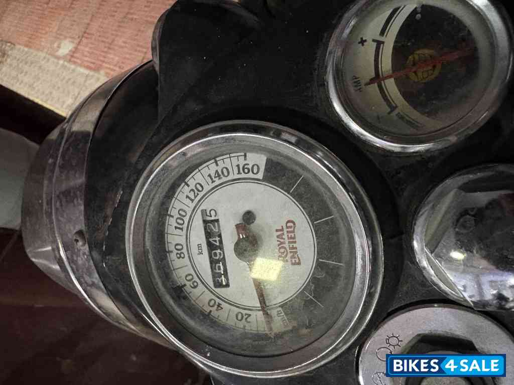 Silver Royal Enfield Classic 350