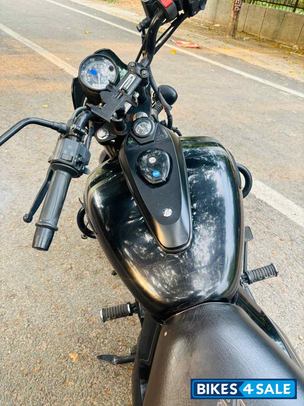 Black Bajaj Avenger Street 160 BS6 Black Bajaj Avenger Street 160 BS6