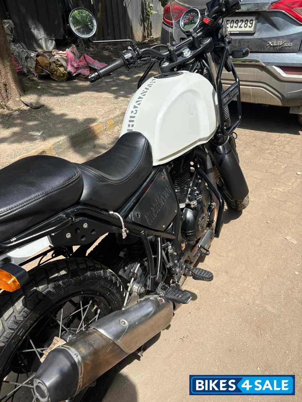 White Royal Enfield Himalayan