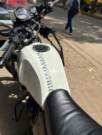 White Royal Enfield Himalayan