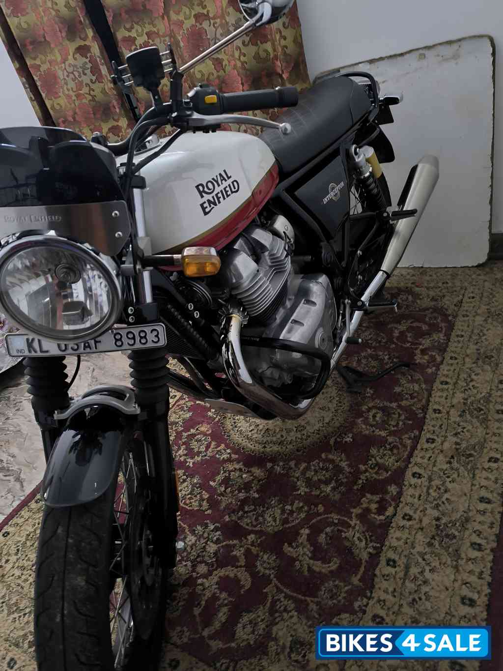 Royal Enfield Interceptor 650 Twin