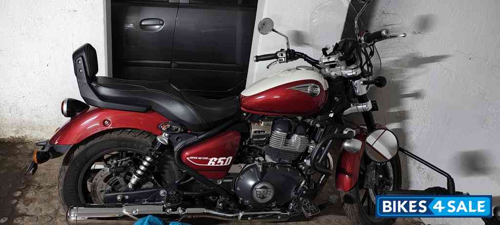 Celestial Red Royal Enfield Super Meteor 650