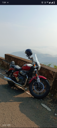 Celestial Red Royal Enfield Super Meteor 650