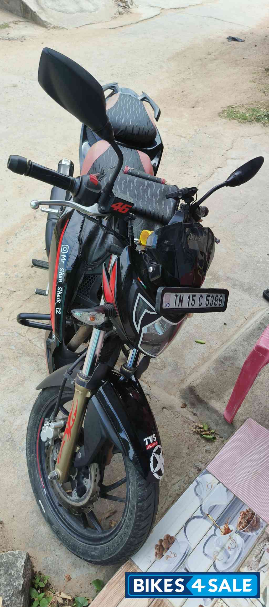 TVS Apache RTR 200 4V