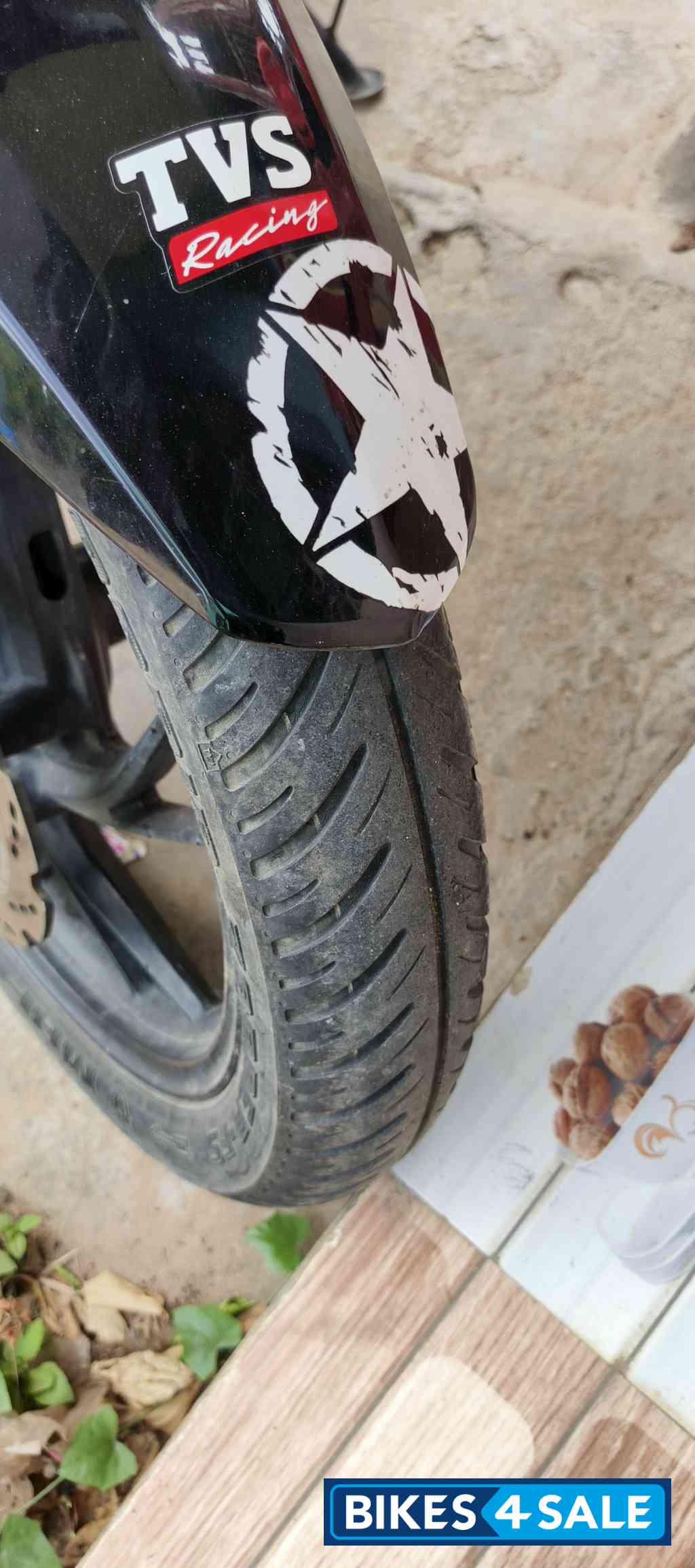 TVS Apache RTR 200 4V