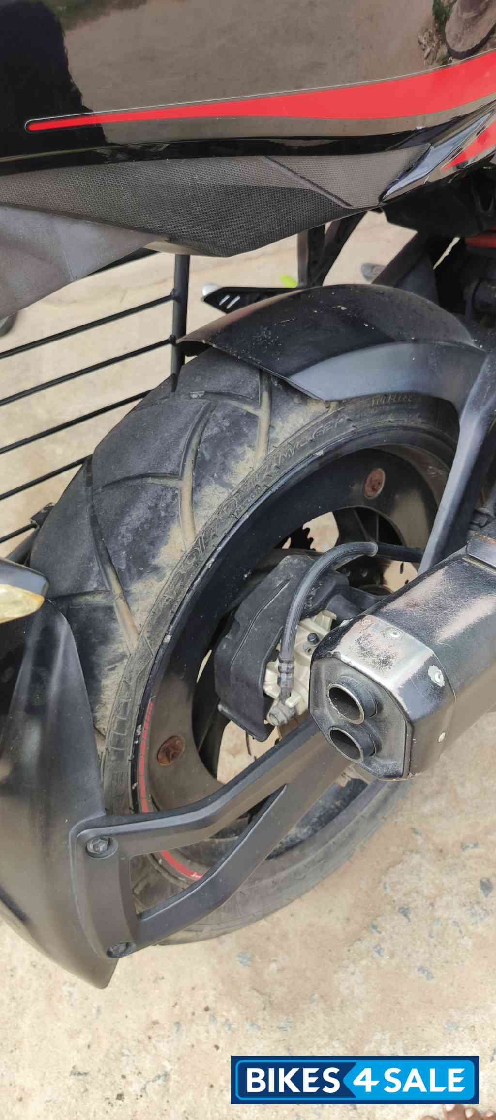 TVS Apache RTR 200 4V