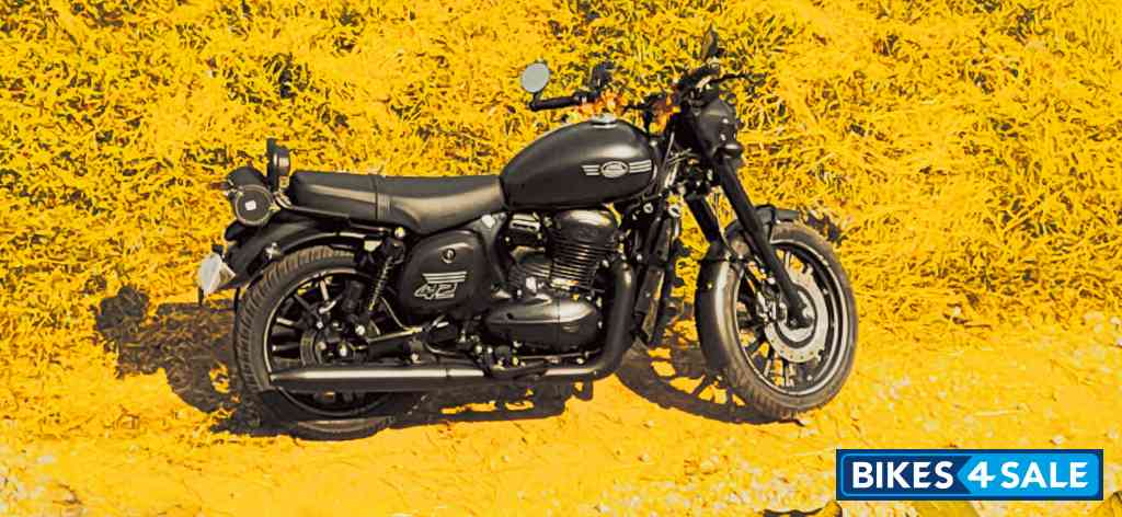 Black Jawa 42 Dual Channel ABS AllStar Black Black Jawa 42 Dual Channel ABS AllStar Black