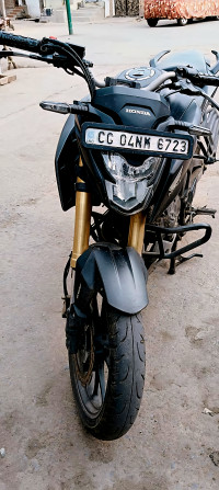 Black Honda Hornet 2.0