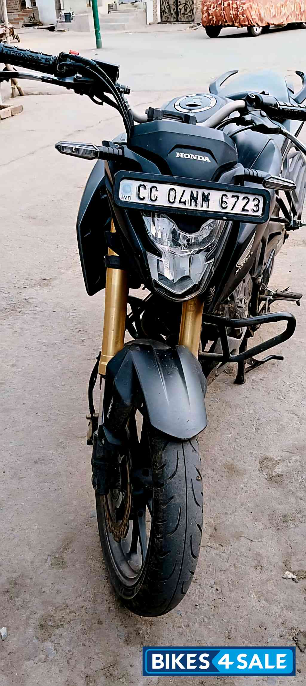 Black Honda Hornet 2.0