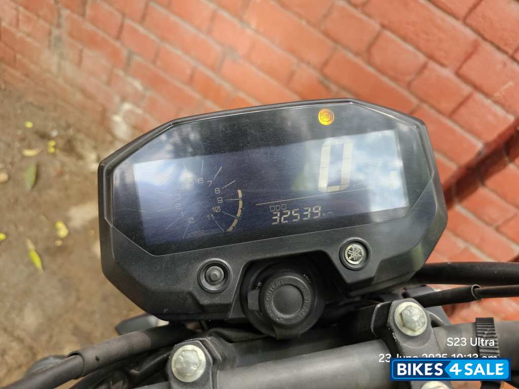 Mat Orange Yamaha FZ-X