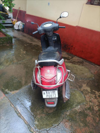 Red Suzuki Access 125