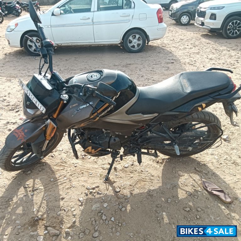 Hero Xtreme 160R 4V Pro