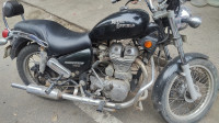 Black Royal Enfield Thunderbird TwinSpark 350