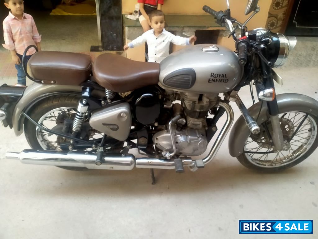 Royal Enfield Classic Gunmetal Grey