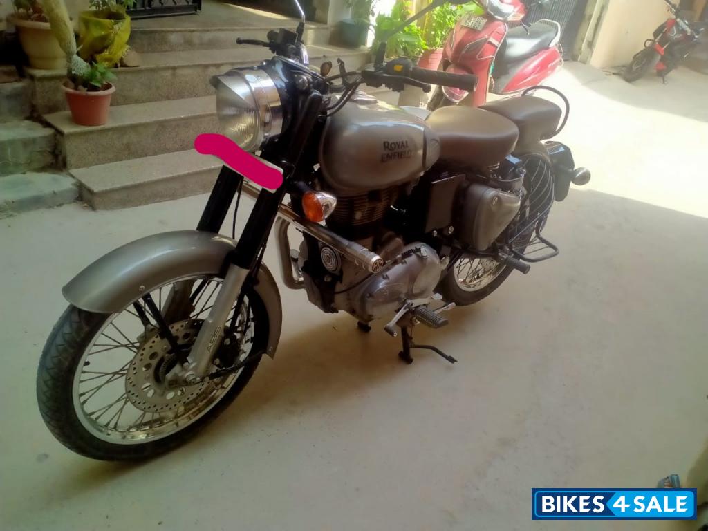 Royal Enfield Classic Gunmetal Grey