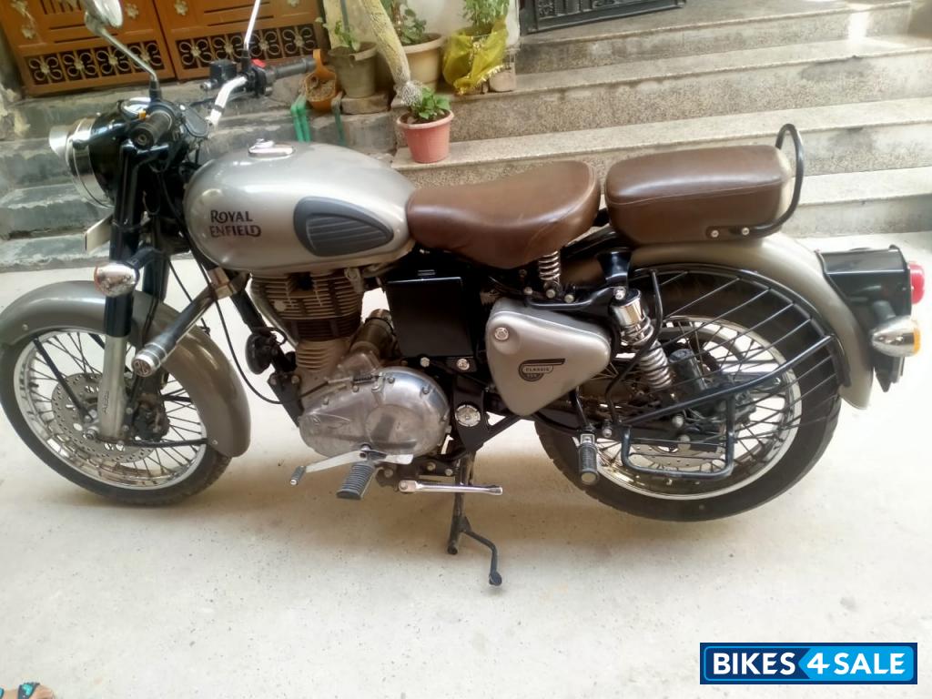 Royal Enfield Classic Gunmetal Grey