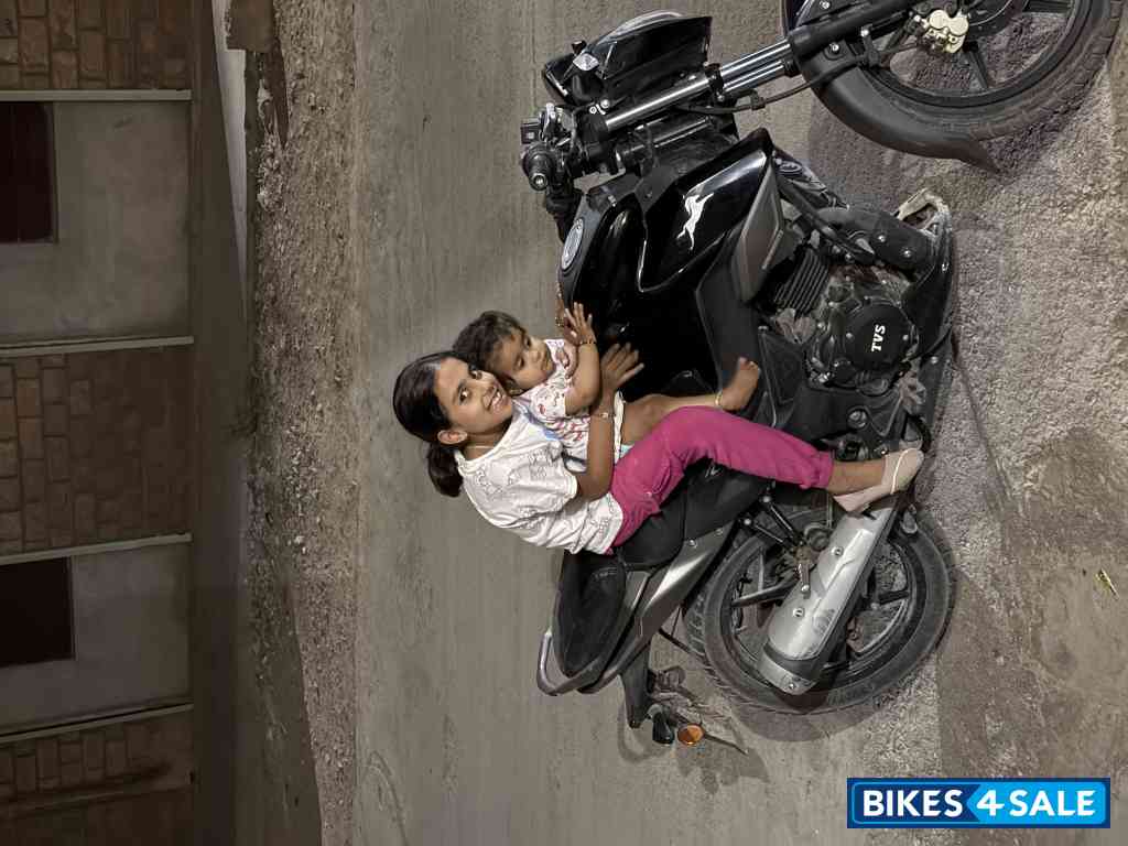 Black TVS Raider Split Seat