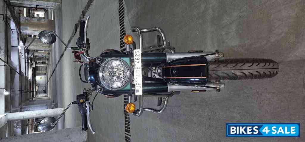 Metallic Green Royal Enfield Classic 350 BS VI