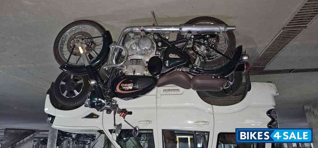 Metallic Green Royal Enfield Classic 350 BS VI