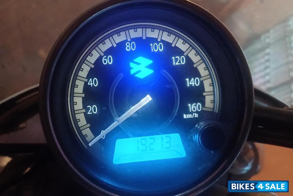 Bajaj Avenger Cruise 220