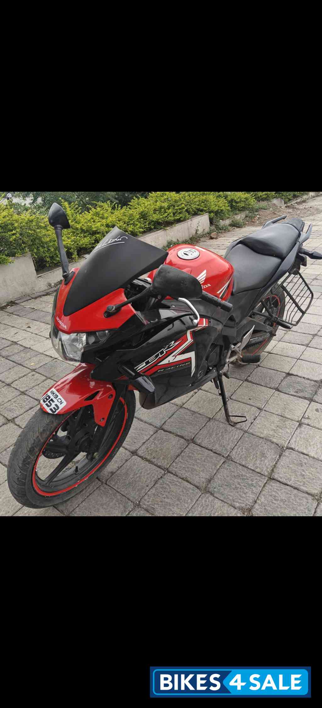 Honda CB150R StreetFire