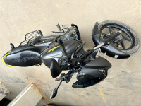 Bajaj Pulsar 150 Neon