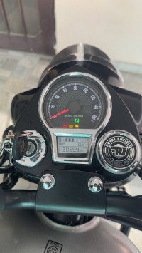 Gunmetal Grey Royal Enfield Classic 350 Dual Channel BS6