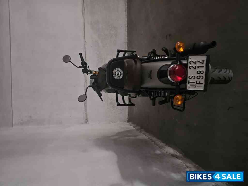 Gun Metal Grey Royal Enfield Classic 350 Dual Channel BS6