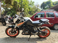 KTM Duke 200
