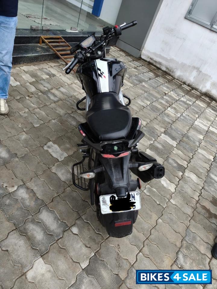 TVS Apache RTR 160 4V BS6