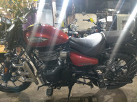 Red Royal Enfield Meteor 350 Supernova