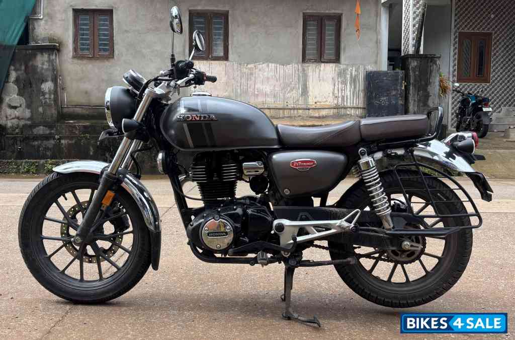 Mat Massive Grey Honda Hness CB350 DLX Pro