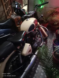 Royal Enfield Classic 500