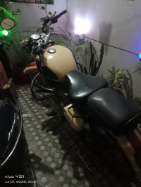 Royal Enfield Classic 500