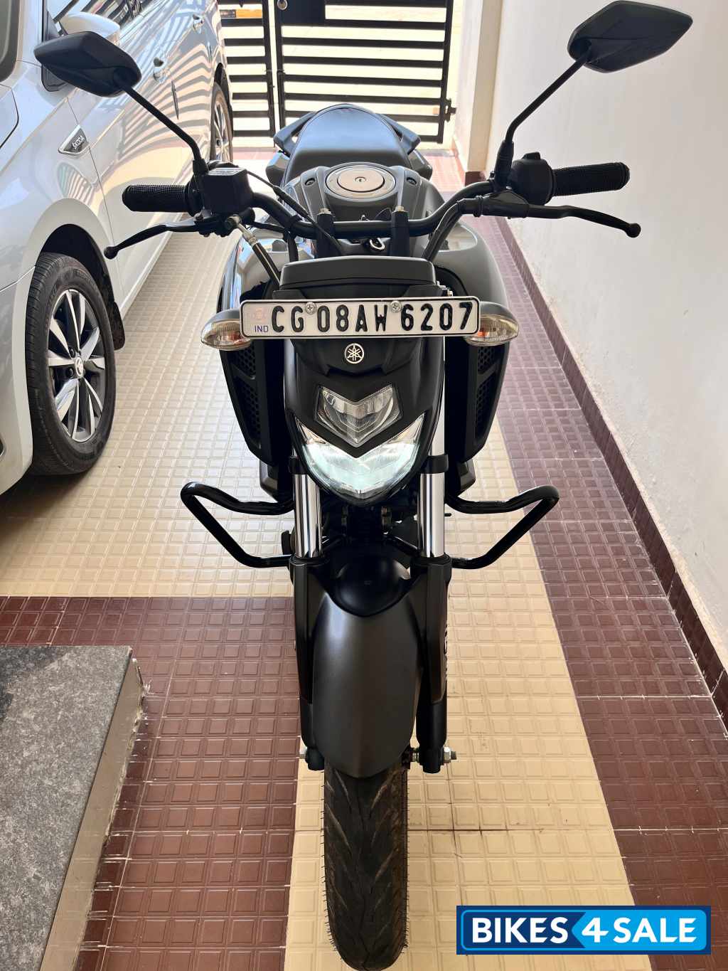 Metallic Black Yamaha FZ FI V3 BS6 Metallic Black Yamaha FZ FI V3 BS6