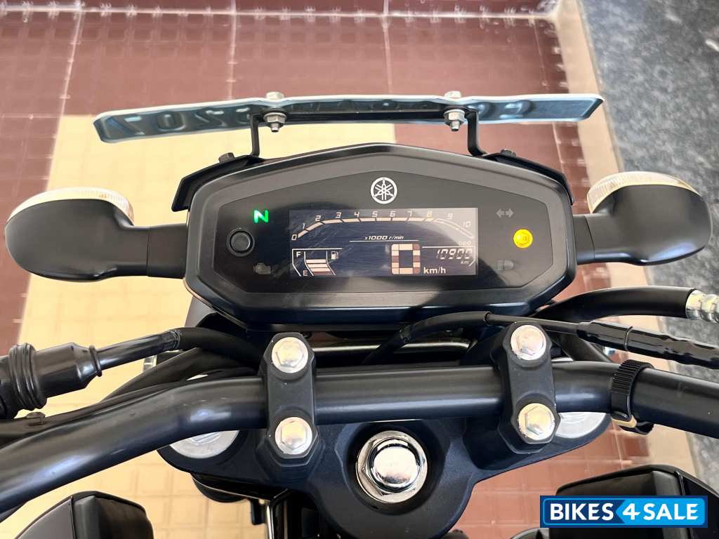 Metallic Black Yamaha FZ FI V3 BS6 Metallic Black Yamaha FZ FI V3 BS6