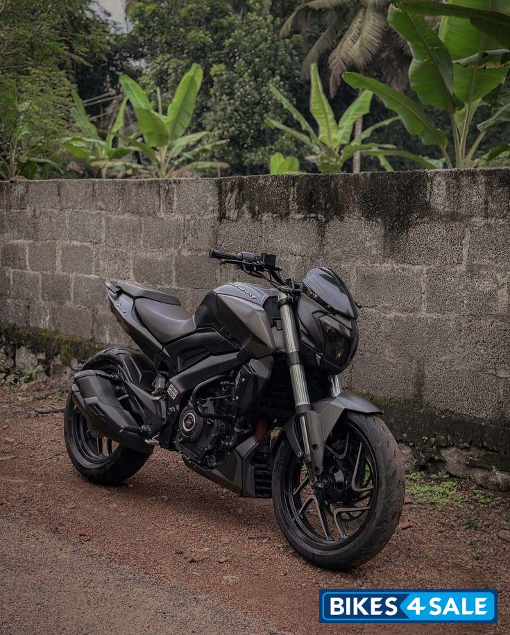 Black Bajaj 2021 Dominar 400
