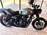 Silver Royal Enfield Hunter 350 Metro