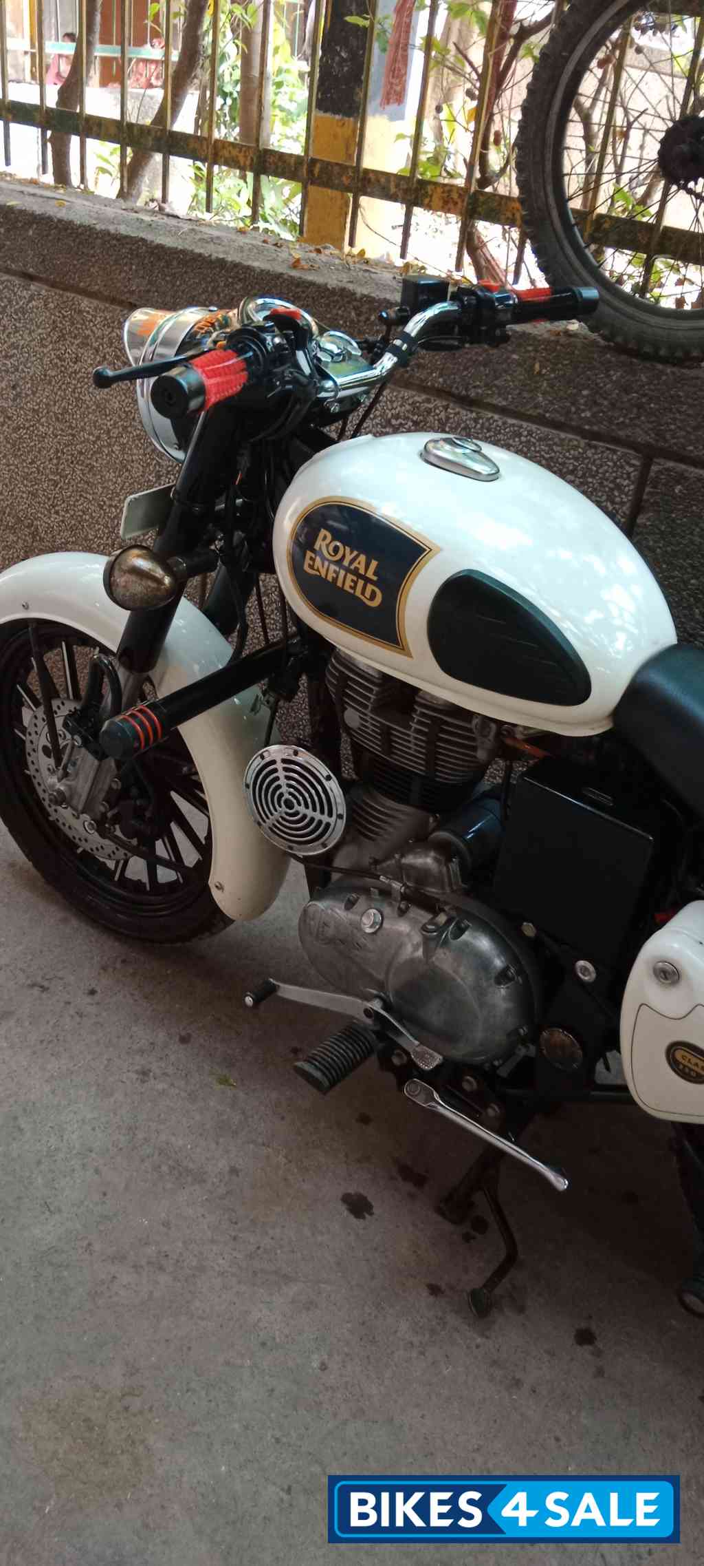 Royal Enfield Classic 350