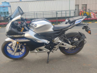 Yamaha R15M