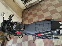 Bajaj Pulsar 220F