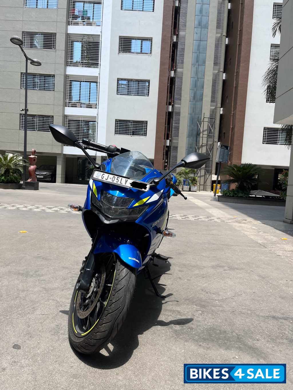 Blue Suzuki Gixxer SF Moto GP