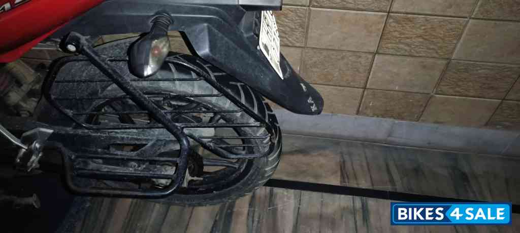 Red Bajaj Pulsar AS 150