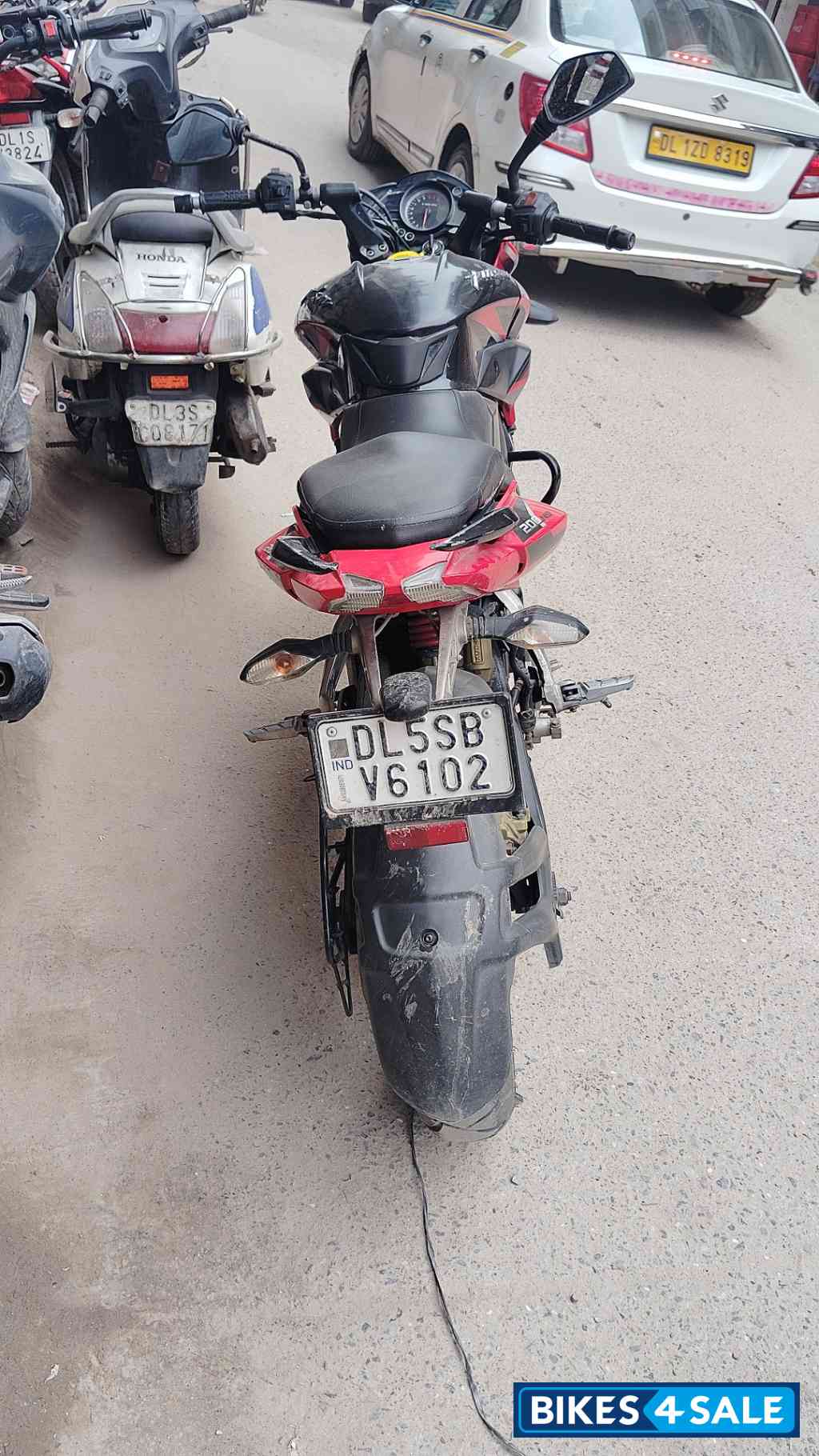 Bajaj Pulsar 200 NS Bajaj Pulsar 200 NS